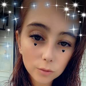 Meet your Posher, Desirae